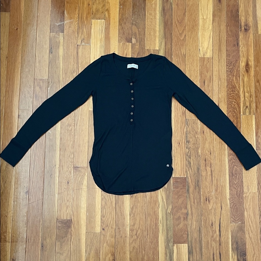 Abercrombie & Fitch Black Long Sleeve Tee
